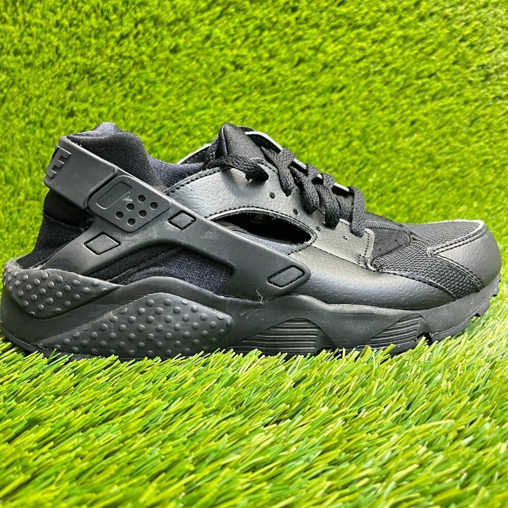 Nike Air Huarache Run Boys Size 7Y Triple Black Athletic Running Shoes Sneakers